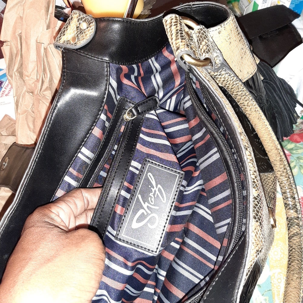 Authentic  Leather Sharif large bag - Picture 10 of 11